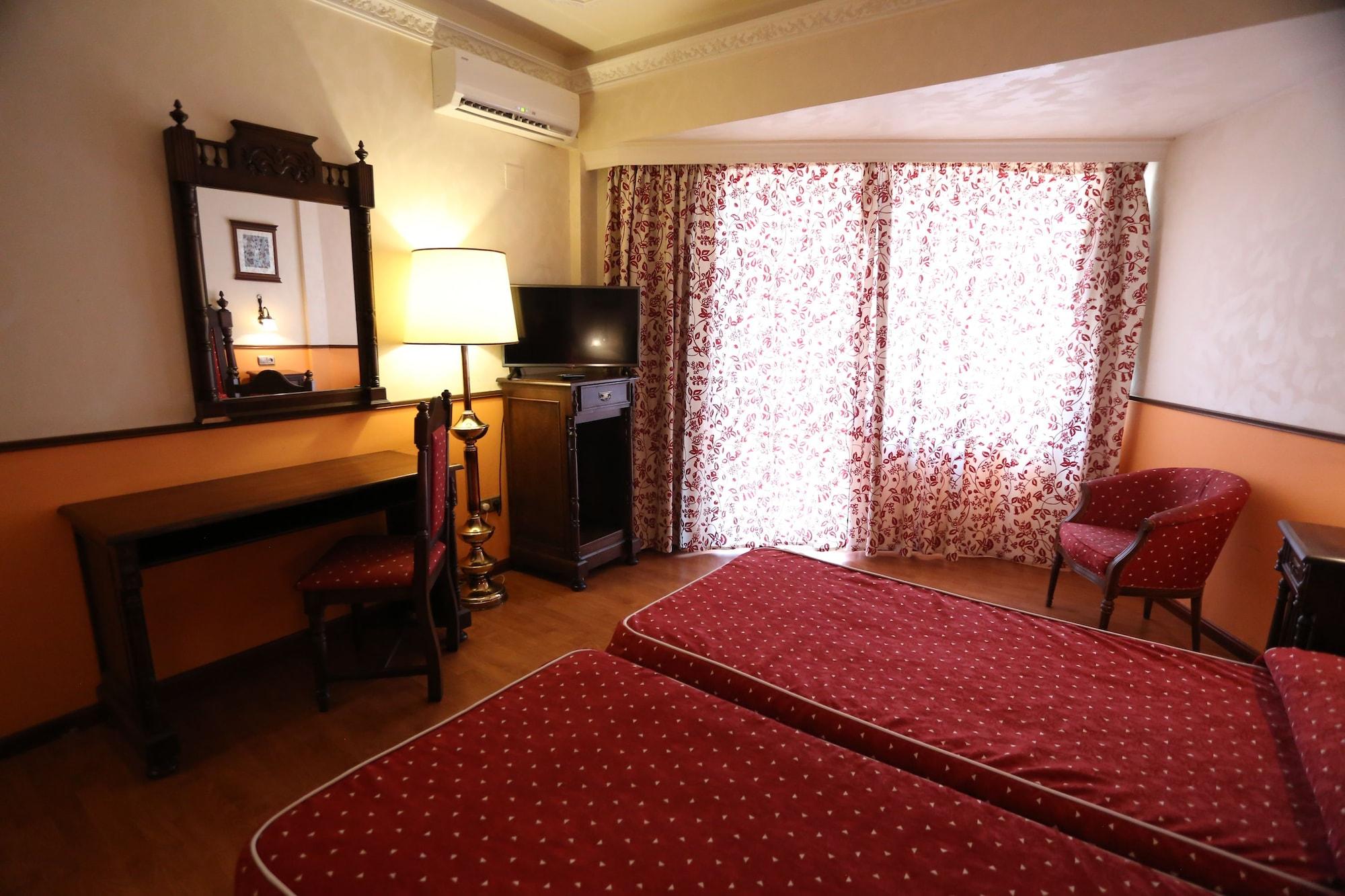 Hotel El Cisne Saragozza Esterno foto