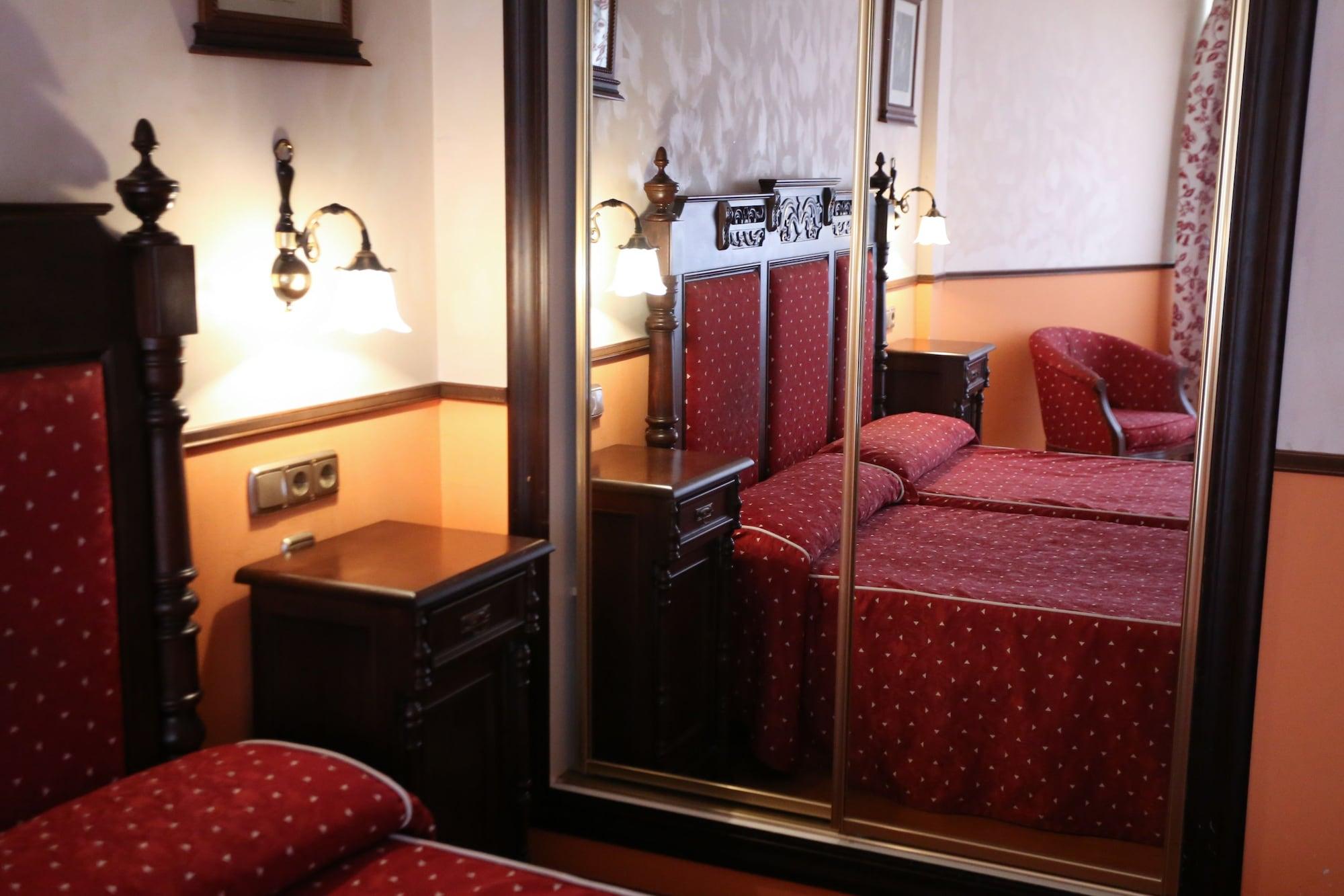 Hotel El Cisne Saragozza Esterno foto